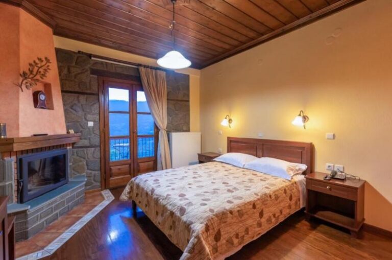 Ξενοδοχείο Κρούπη - Ελάτη Τρικάλων ✦ 3 Ημέρες (2 Διανυκτερεύσεις) ✦ 2 άτομα + 1 παιδί έως 3 ετών ✦ 2 ✦ 08/01/2026 έως 19/02/2026 και 24/02/2026 έως 19/03/2026 ✦ Κοντά στο Χιονοδρομικό Κέντρο!